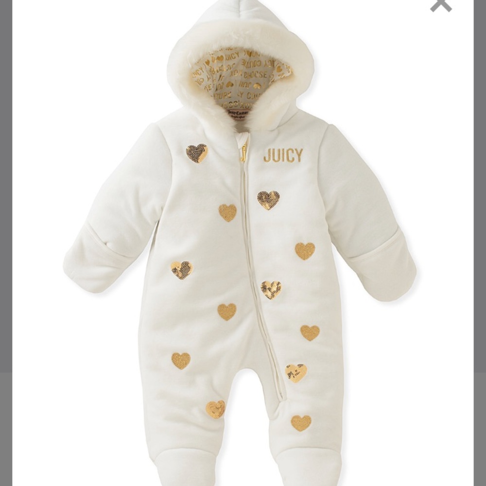 Juicy Couture Bunting - White with Gold Hearts